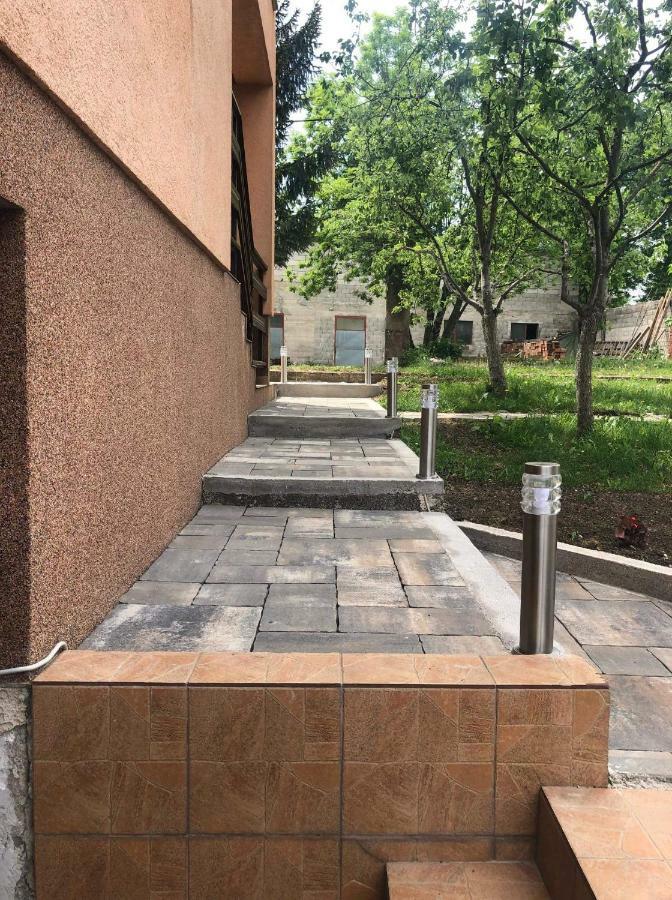 Apartment Majetic Gornji Vaganac 外观 照片